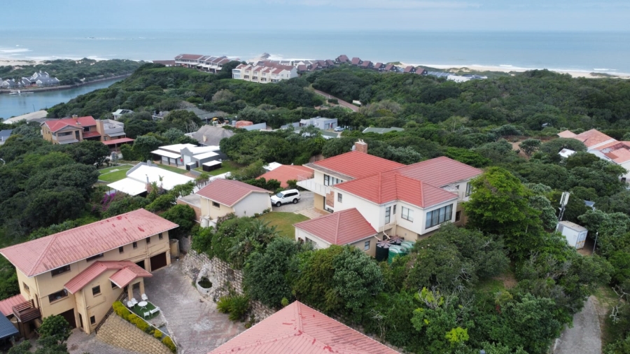 8 Bedroom Property for Sale in West Bank Eastern Cape